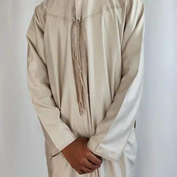 qamis emirati